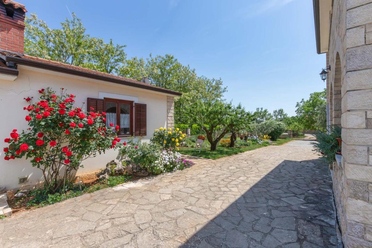 Apartamento Silva Poreč Exterior foto